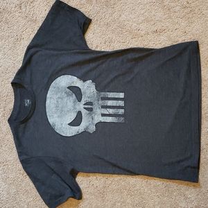 4 for $20 Mens t shirt size Md